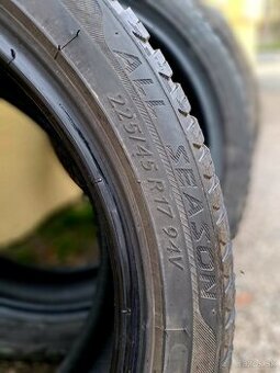 Celoročné pneumatiky R17 225/45