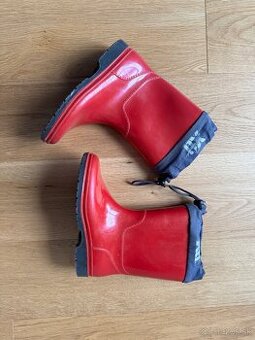 dievcenske gumaky so snurkou v.32