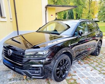 Volkswagen Touareg 3.0 V6 TDI R-Line ,Ťažné 3,5 t