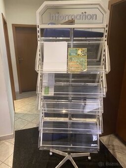 Darujem stojan na prospekty