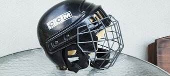 Predam detsku hokejovu prilbu