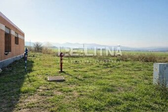 STAVEBNÝ POZEMOK NA SLIAČI, 861M2, SLNEČNICA