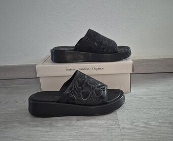 Kožené šľapky ETIMEÉ v.39/40