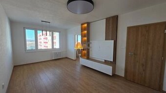 Exkluzívny 3i byt na prenájom, Zvolen