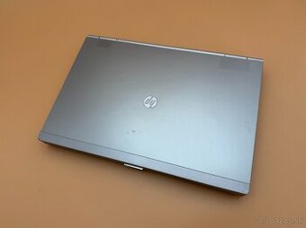 HP EliteBook 8460p / i5 / 4GB RAM / 320GB HDD / WIN 7