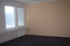 PRENÁJOM kancelárie 36 m2, klimatizácia  - Rybničná, BA III,