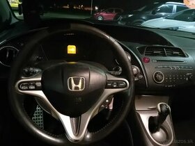 Honda Civic 8g ufo