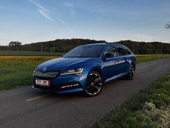 Škoda Superb Combi 1.4 TSI PHEV Sportline DSG 360 Kamera