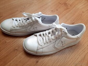 Converse 38