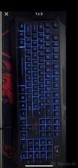 Logitech klavesnica Levice
