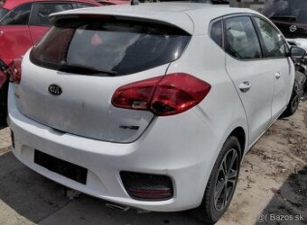 KIA CEED 2015 1.4 CRDI predám Piate dvere, MOTOR D4FC, 04451