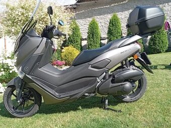 Yamaha nmaxa 125