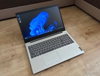//15.6"/Lenovo/4GB RAM DDR5/NvMe SSD 128GB/Intel HD 2GB