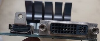 Predám grafickú kartu Asus GeForce gt1 gb