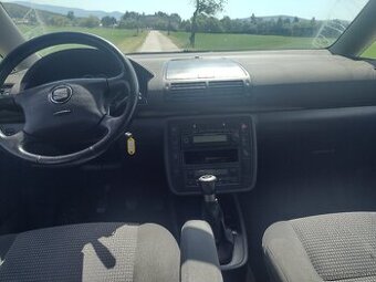 SEAT ALHAMBRA 1.9 TDI 85 KW 7 MIESTNE NAJ.230000 KM