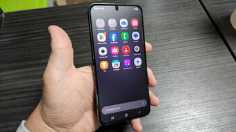 Samsung Galaxy S23 tmavý - aj vymením