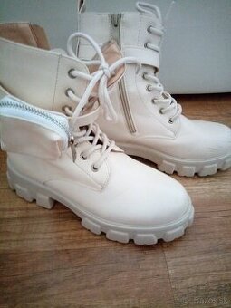 Dámske topánky č.38
