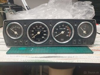 Škoda 120 Gls,Budíky, prístrojový panel,