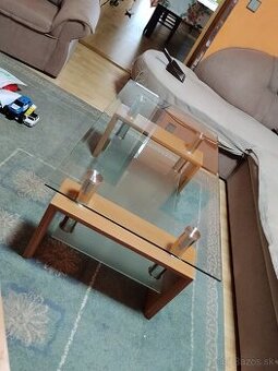 Obývačkový stolík drevo/sklo – používaný, dobrý stav