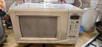 Mikrovlnná rúra DAEWOO (800W) – plne funkčná