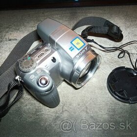 Sony Cybershot DSC-H2 6MP Digitalny fotoaparat, 12x Zoom