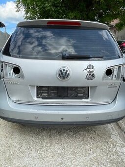 Predám kufor Passat b6
