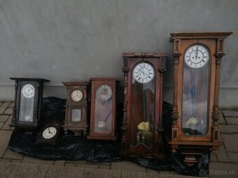 Predám starožitné nástenné hodiny- zbierka