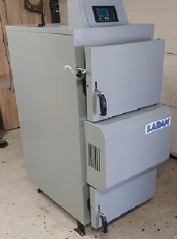 Nerezový splyňovací kotol na drevo 40kw