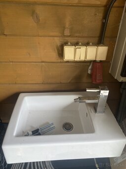 Bidet Duravit s batériou