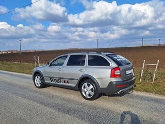 ŠKODA OCTAVIA SCOUT 4X4