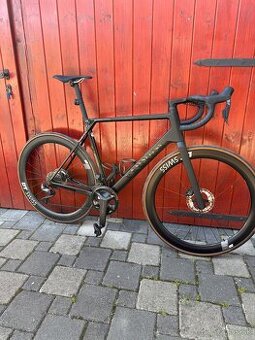 Predám Canyon Ultimate CF SLX