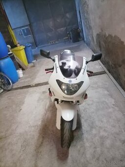 Predam Yamahu YZF 600R