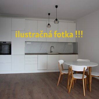 2-IZBOVÝ BYT, SNP, NA PREDAJ