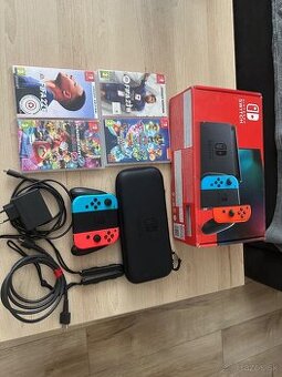 Nintendo Switch+hry
