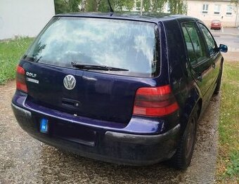 GOLF 4
