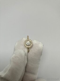 Diamantový prsteň 0.90ct GIA certifikát