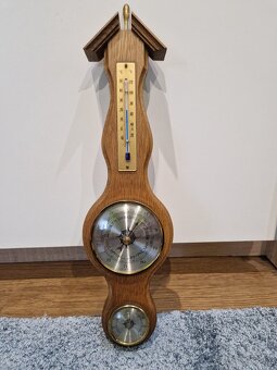 Barometer s teplomerom
