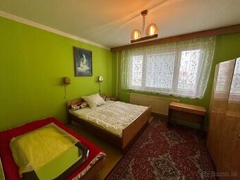 Na predaj 2-izbový byt s loggiou - 1