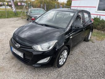 Hyundai i20  66400 km