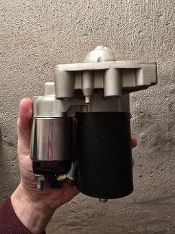 Starter Hella 8EA 012 528-511