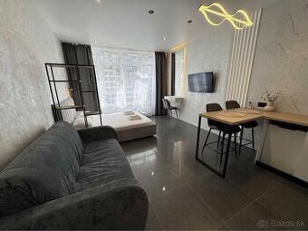 Investičná garsónka po rekonštrukcii, Košice Terasa