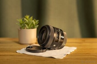 Sigma 30mm f/1.4 EX DC HSM - Canon EF