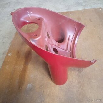 Uloženkova spodná maska