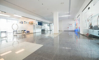 Kancelárske / obchodné priestory - 33 m 2 - v centre mesta