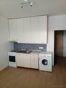 Prenajmem 1 izbový byt - 1