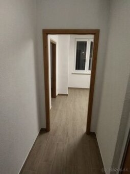 Prenájom 1-izbového bytu, 39 m², Morovnianska ulica