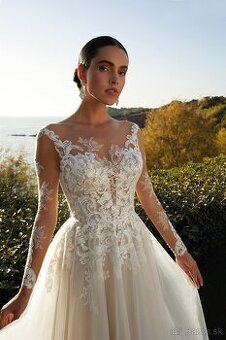 Snehobiele svadobné šaty