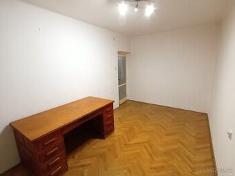 3-izbový tehlový byt v Komárne