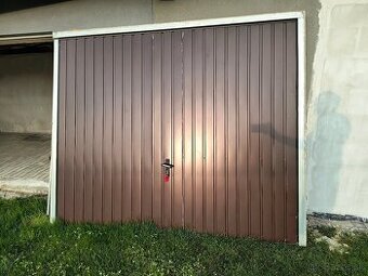Garážová brána Wisniowski