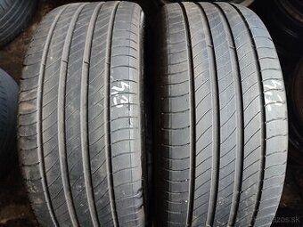 215/55 R18  Michelin